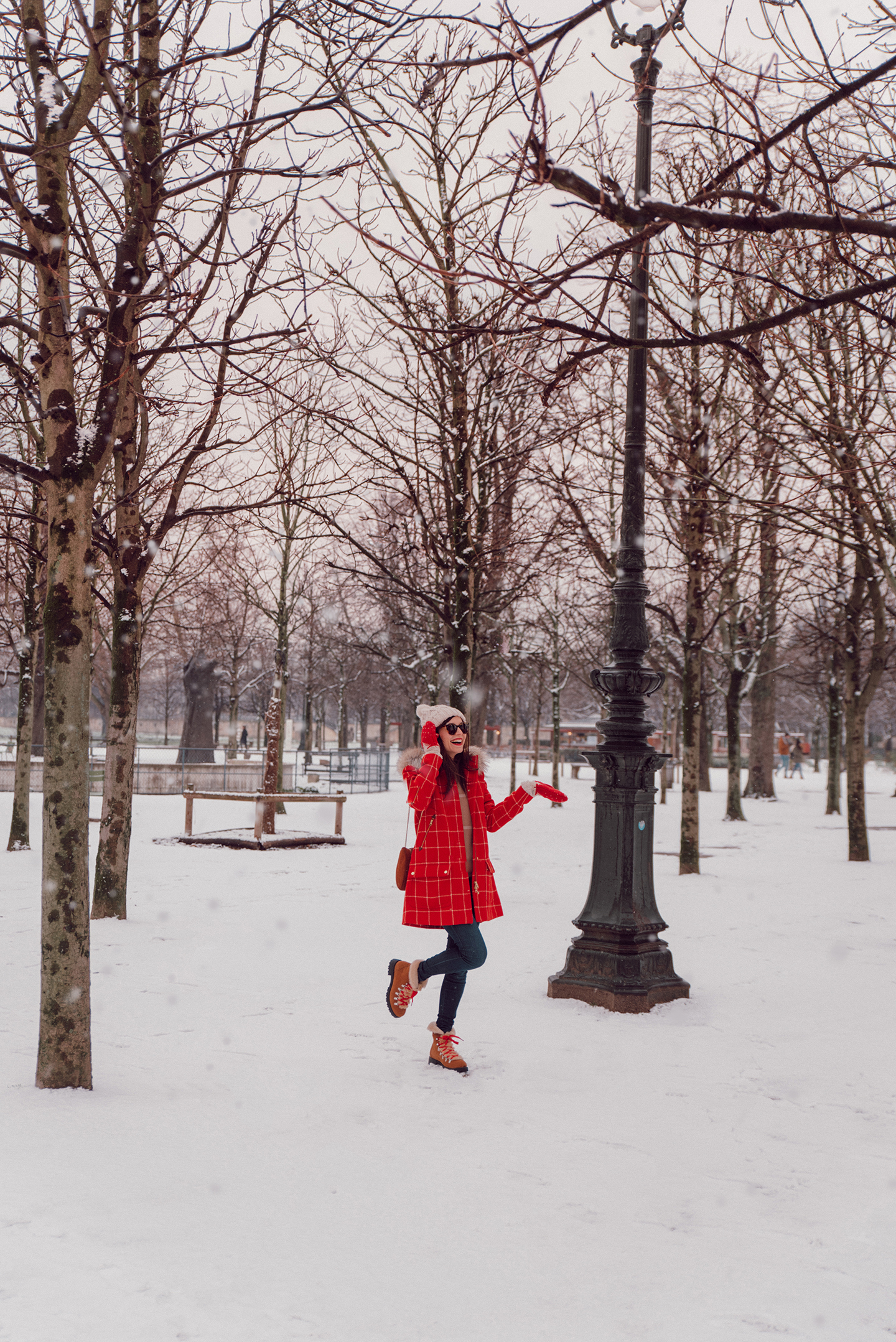 Blog-mode-and-the-city-looks-de-la-neige-a-paris
