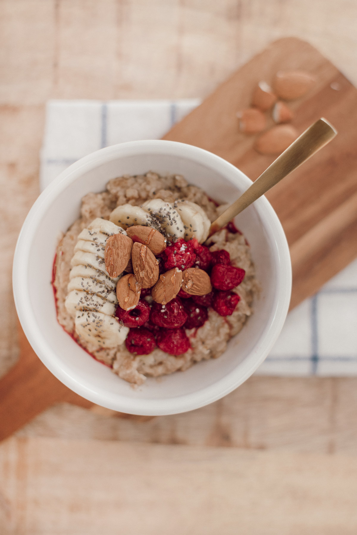 porridge-lait-amandine-petit-dejeuner