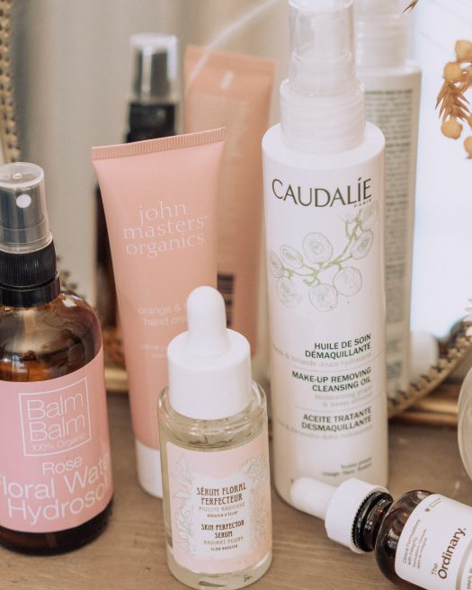 Comment j&rsquo;ai transformé ma routine beauté pour la rendre plus clean - Daphné Moreau