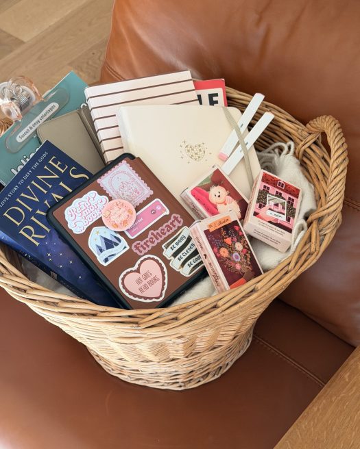 Tout le monde est créatif ! Mes 8 clés pour reconnaître, nourrir et exprimer sa créativité au quotidien - Daphné Moreau